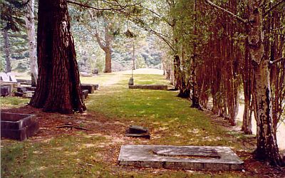 Akatawera Cemetery